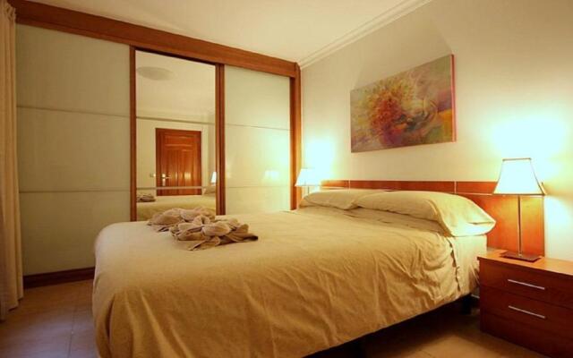 MarLenghi Apartments 3B