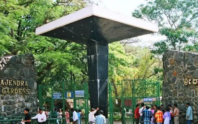 Sandesh The Prince - 4 Star Hotel