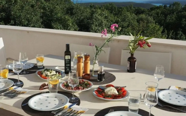 Holiday Home Villa Alisa