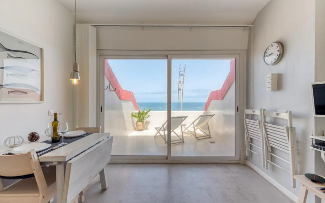 Nice beach views with terrace By CanariasGetaway