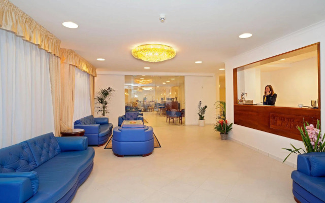 Hotel Caruso