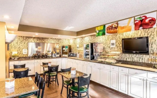 Baymont Inn & Suites Wilmington