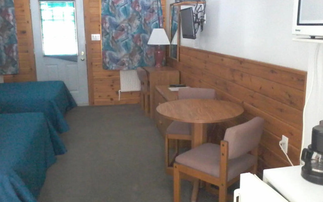 Quiet Bay Inn & Café