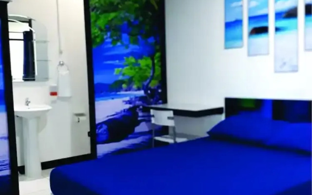 El Escondite Calle 54