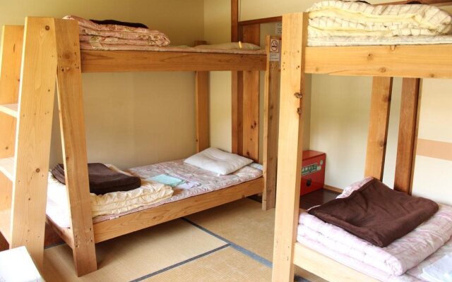 Alpine Lodge - Hostel