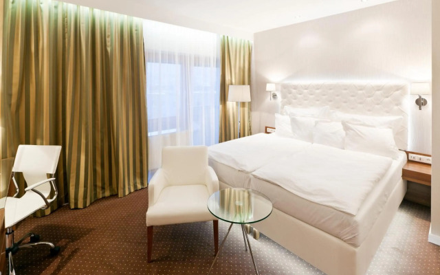 Pytloun City Boutique Self Check-in Hotel