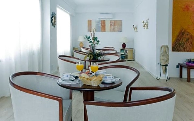 Petit Garden Hotel by Flacalco