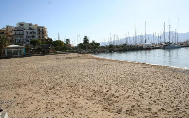Naiades Marina Hotel