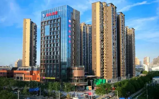 Wuhan Wellton Yiju Hotel