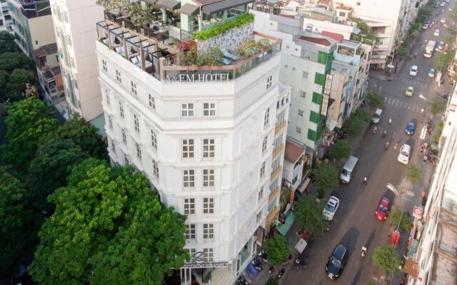 Me Saigon Boutique Hotel