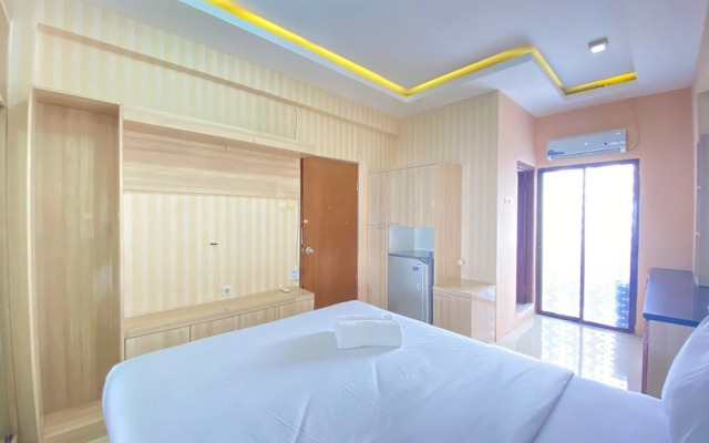 Simply 3BR Apartment at Gateway Ahmad Yani Cicadas