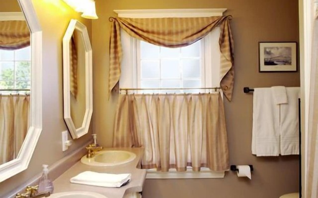 Simcoe Suites on the Henley B&B