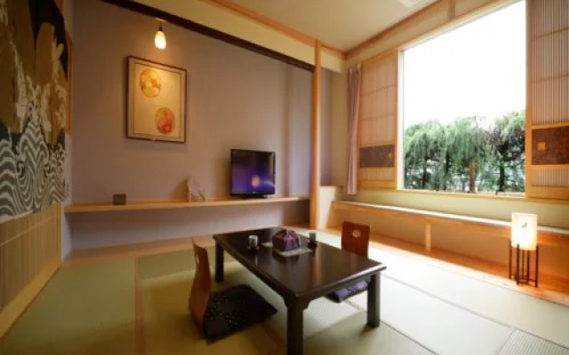 Yokobori Onsen Shiunkaku