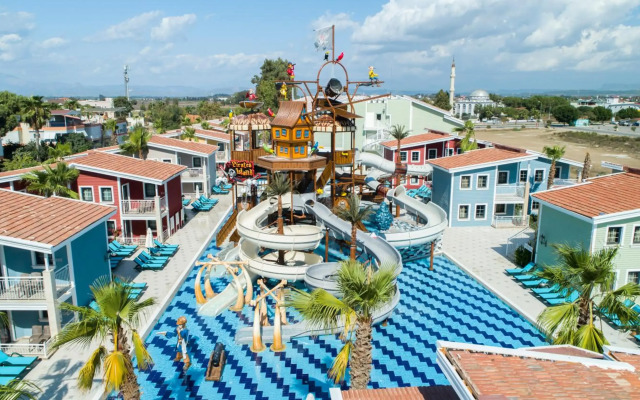 Crystal Club World of Colours - All inclusive