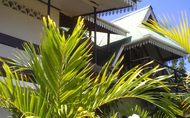 CHEZ LORNA 3 nights or plus