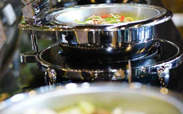 The Breton Hotel Media