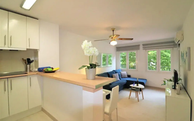 Apartment in Empuriabrava Near Beach