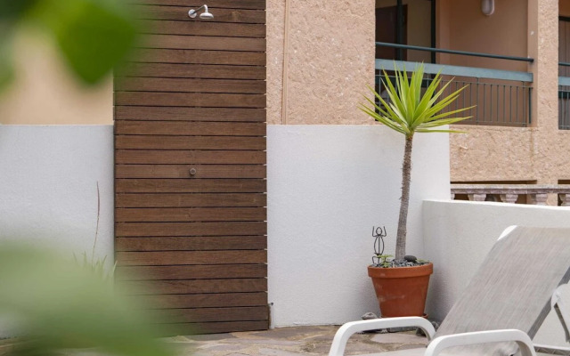 Ground Floor House in Garajau, Terrace Vila