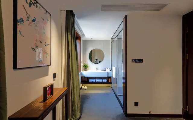 Wufuju Courtyard