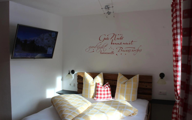 Apart Ursus Hinterthal