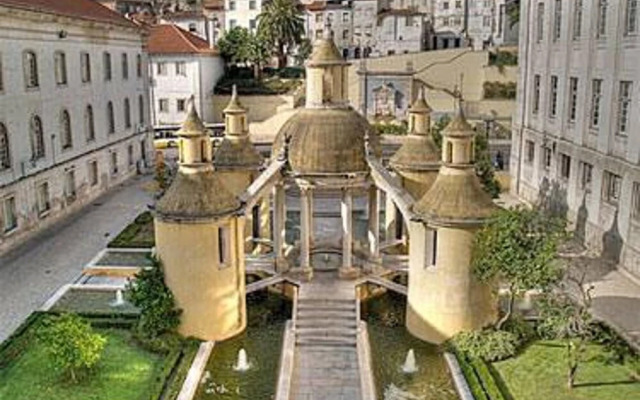 Assafarge-2bedroom-1bathroom-garden