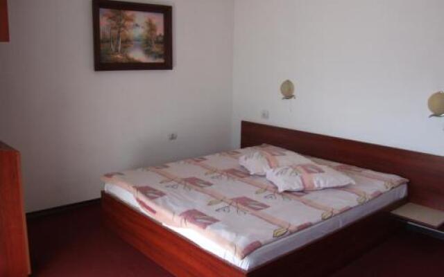 Guest House Zlatev