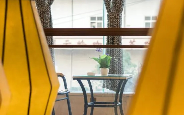 Yidu International Hot Spring Hotel