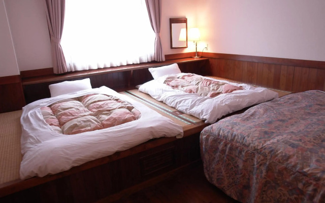 Rakuchin Hotel