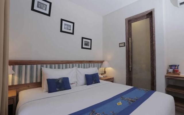 Pondok Sari Hotel by RedDoorz