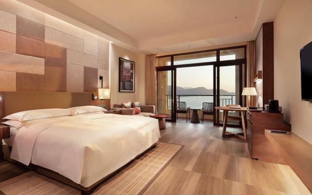 DoubleTree by Hilton Huidong Resort