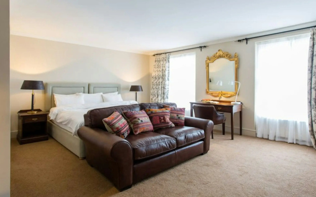 The Angel Hotel Abergavenny