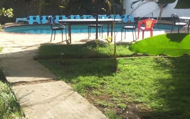 Pamoja Expeditions Lodge