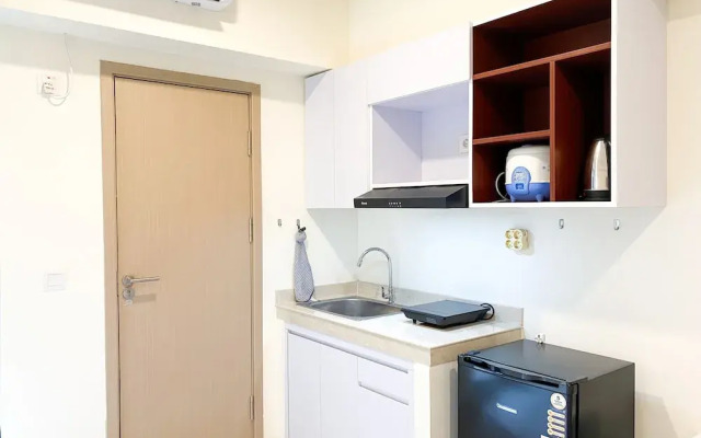 Homey And Simply Look Studio Meikarta Apartment