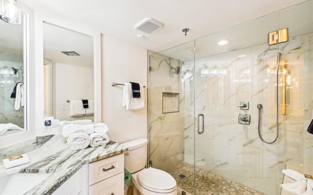 Inlet Reef 503 2 Bedroom Condo by RedAwning