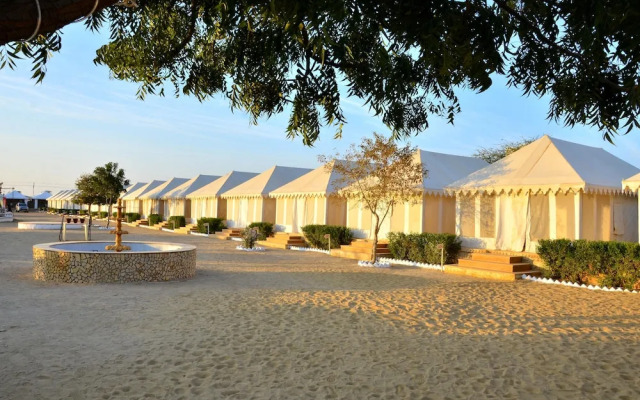 Oasis Camp Sam