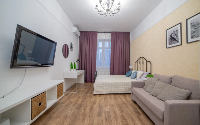 BeGuest на Щорса 53