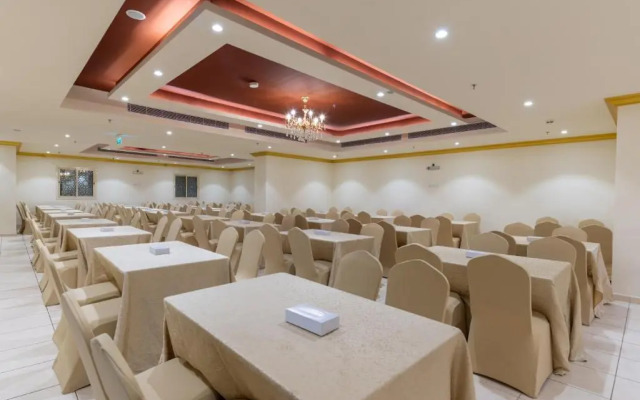 Snood Al Dana Hotel