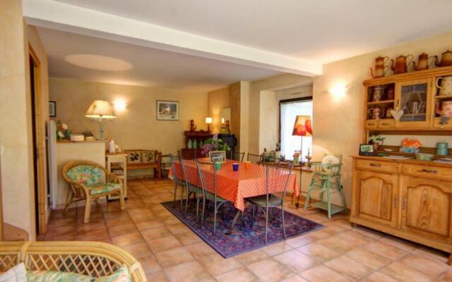 Gîte Marols, 4 pièces, 6 personnes - FR-1-496-1