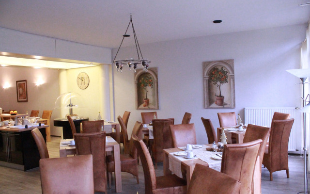 Hotel Am Schloss Broich