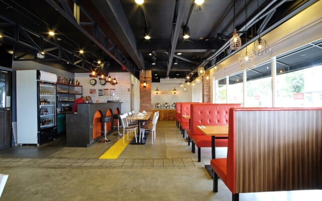 ZEN Premium Junction Tagaytay