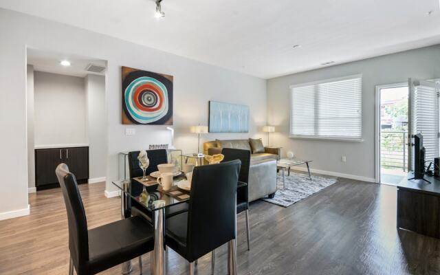 Bluebird Suites near Facebook HQ