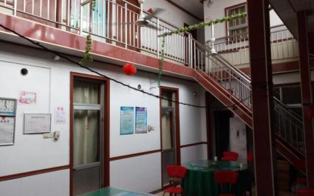 Wujiatai Fenggaoyujia Guesthouse