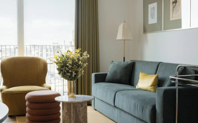Clover House by Daniel&Jacob's