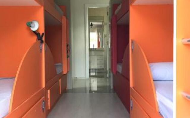 Sam's Hostel