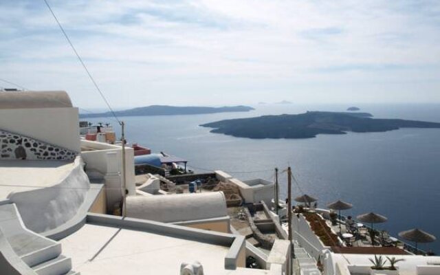 Santorini View Studios-Adults Only