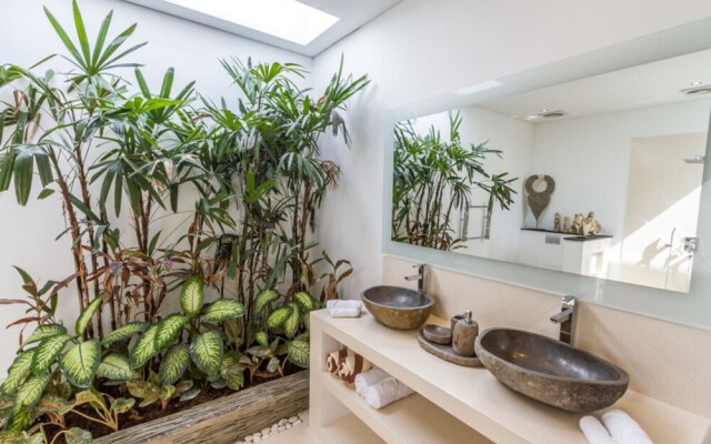 Private Villa in Seminyak 1156