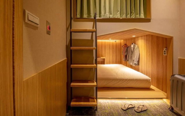 CHO Stay Capsule Hotel - Taoyuan Airport T2