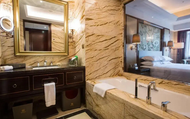 Sheraton Shantou Hotel