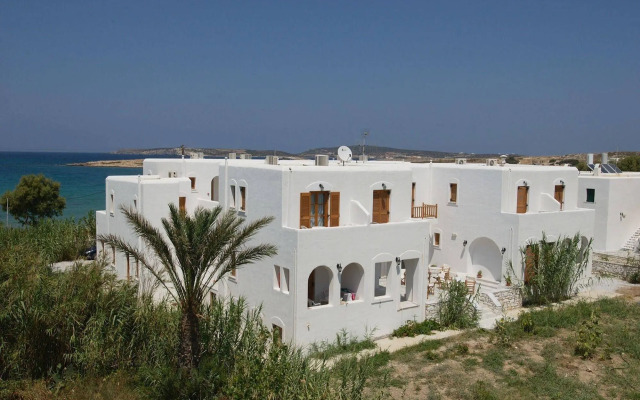 Hotel Roussos Beach