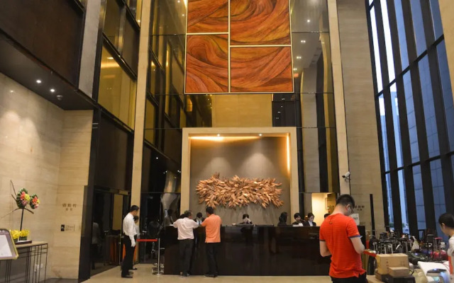 Silin Residence Poly World Trading Center